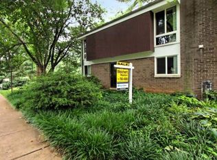 1711 Wainwright Dr, Reston, VA 20190