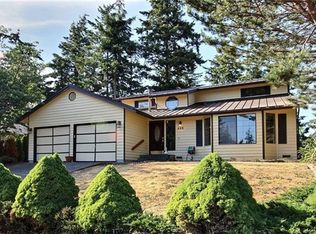 485 NW Ensign Dr, Oak Harbor, WA 98277