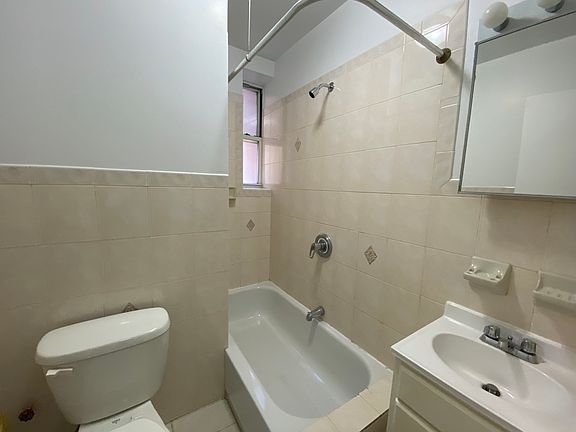 5th image of 41-29 46th St #2O
