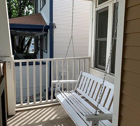 Porch swing