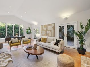 6891 Pinehaven Rd, Oakland, CA 94611