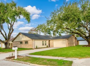 6703 Stonewater, Houston, TX 77084