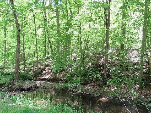 2nd image of 00 Sweet Hollow Rd