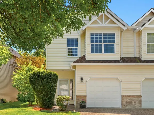 7358 NE Shaleen St, Hillsboro, OR 97124