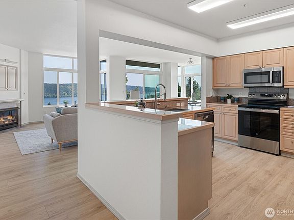 5th image of 15020 Bothell Way NE #605