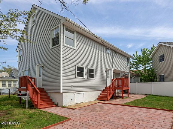 3rd image of 136 Raritan Avenue