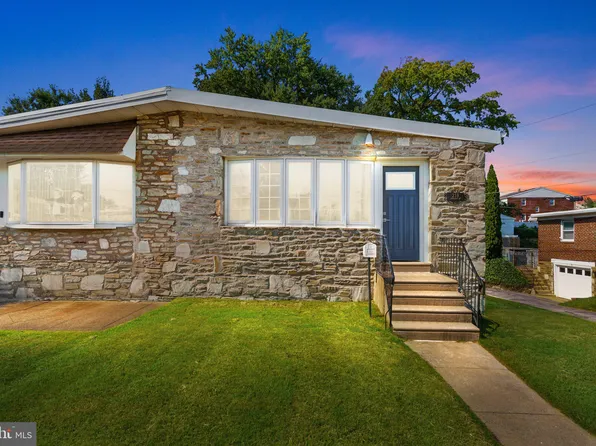 238 Dimarco Dr, Philadelphia, PA 19154