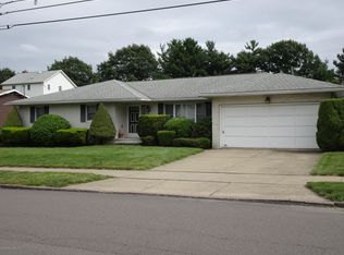 326 S Sherman St, Wilkes Barre, PA 18702