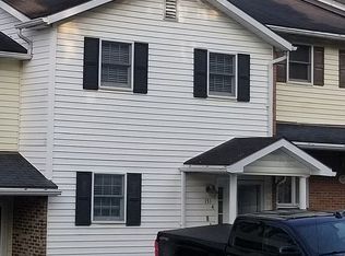 151 Falling Leaf Ln APT 4, Morgantown, WV 26501
