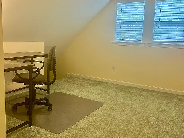 2112 Leadenhall Way — Photo 10
