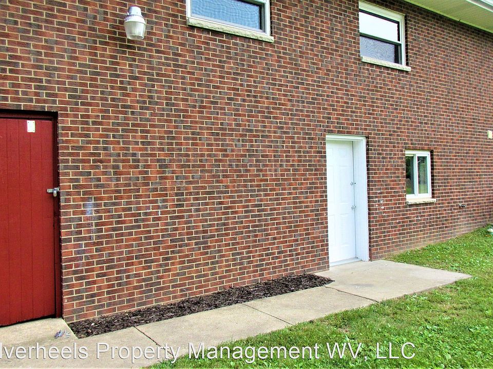 1st image of 595 Island View Dr APT B