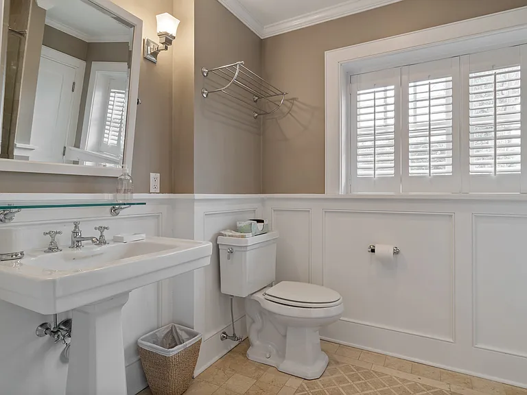1 Meadow Way — Photo 17