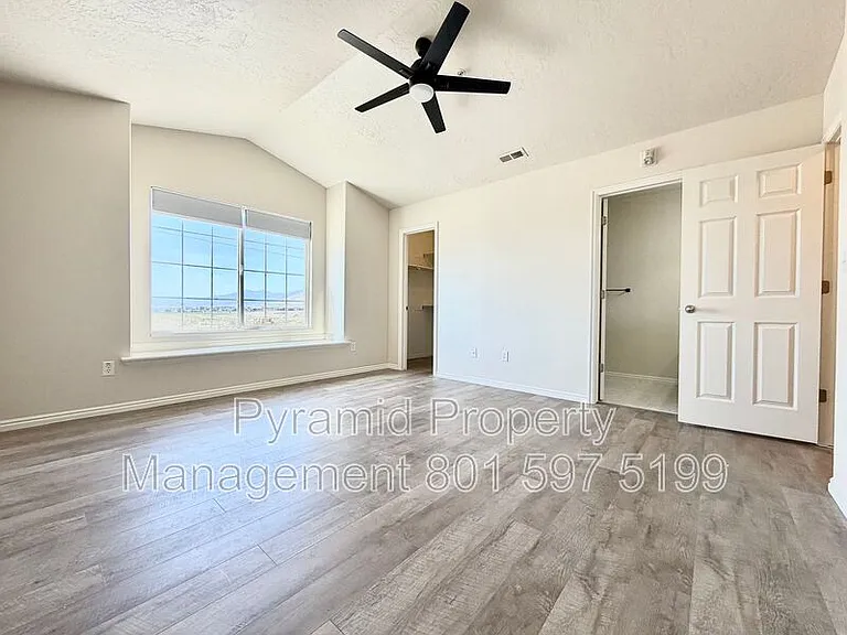 6353 W Passenger Ln — Photo 11