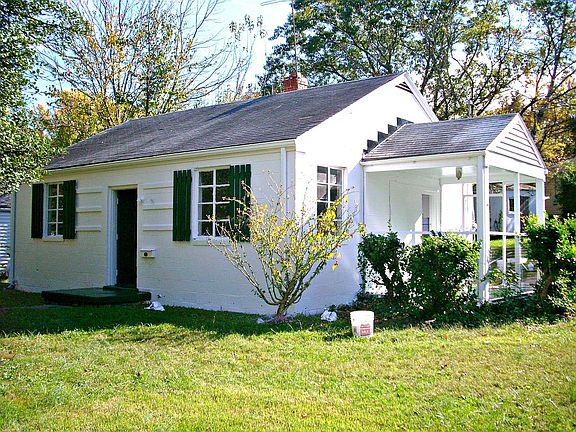 3rd image of 6531 Fitzhugh Ave