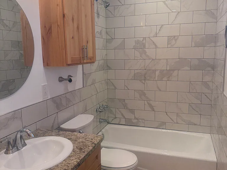 Gold Ave SE — Photo 14