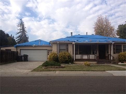 1st image of 3695 N Marine Ave