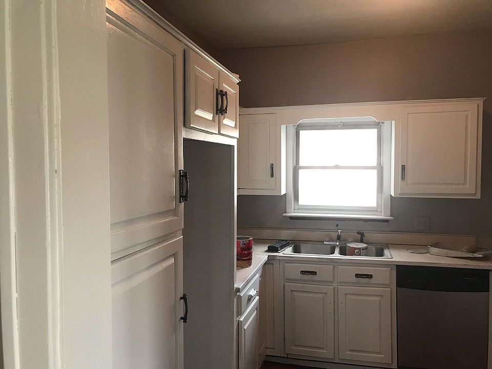 1st image of 170 Hudson Ct