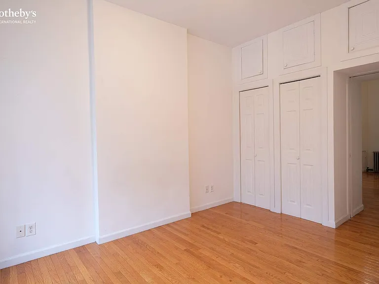 769 9th Ave #4S — Photo 5