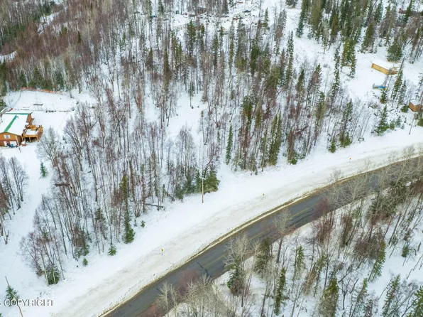 48672 Miller Loop Rd, Kenai, AK 99611