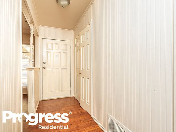 3rd image of 212 Kenway St