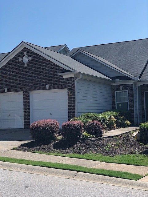 1st image of 2413 Black Forest Dr