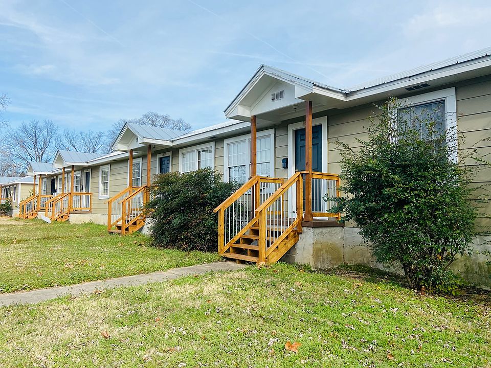 2nd image of 3511 40th St N #3511