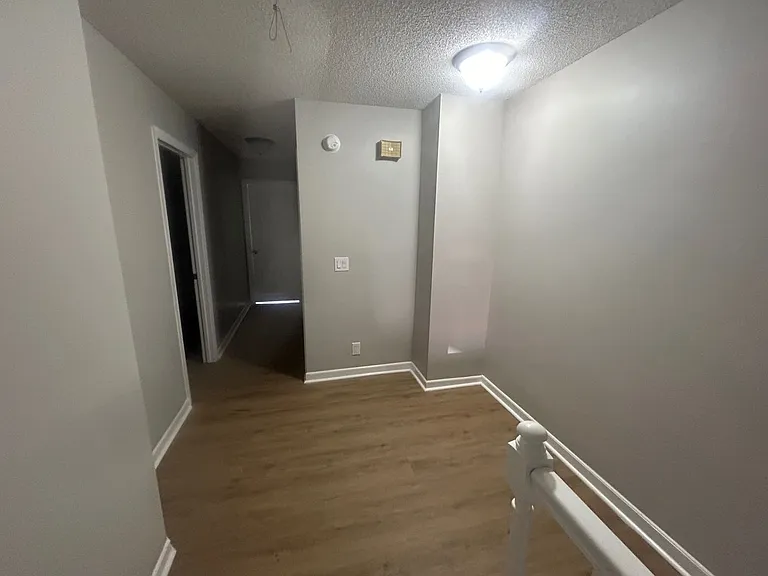 137 Lionsgate Dr — Photo 15