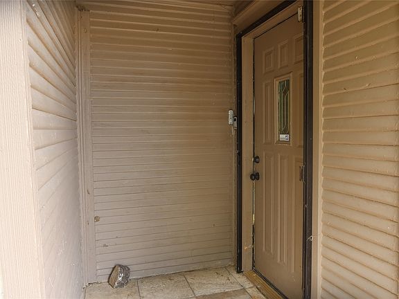 4th image of 4011 Coolidge St