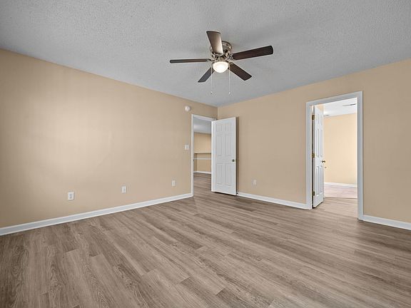 4th image of 101 Fairwoods Ct