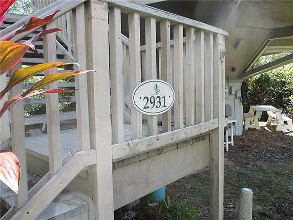 2nd image of 2931 Marion Way #0