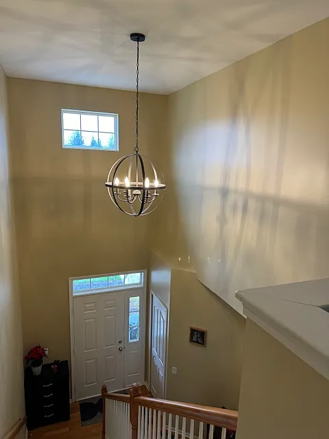 3 bed, 2.5 bath, 2162 sqft, $3,400 — Photo 2