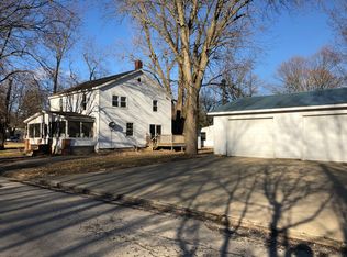 120 N Plum St, Farmer City, IL