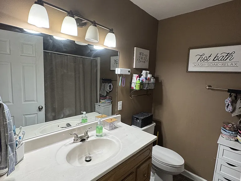 105 Larkins Dr — Photo 22