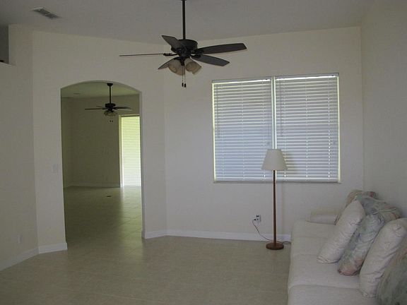 5th image of 6018 NW Huey Ct