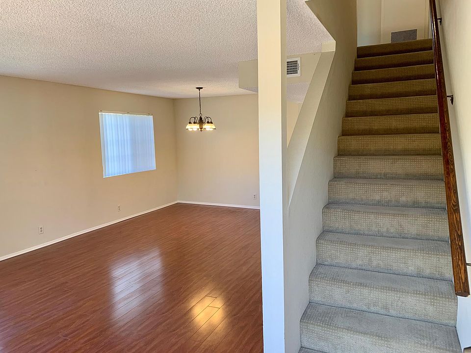 1st image of 320 N Belmont St APT 1