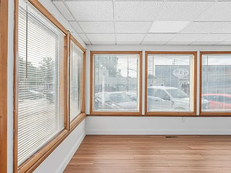 157 Harry L Dr #1 — Photo 6