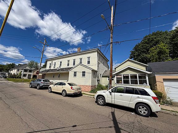 4th image of 288 Robinson St