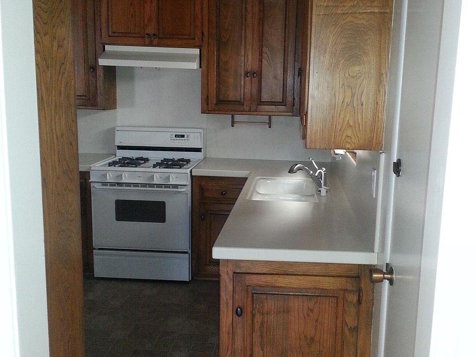 2nd image of 4847 Oceanaire St