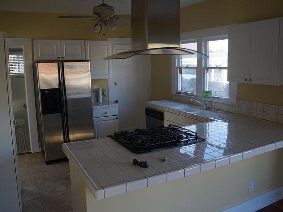 3rd image of 4816 71st St