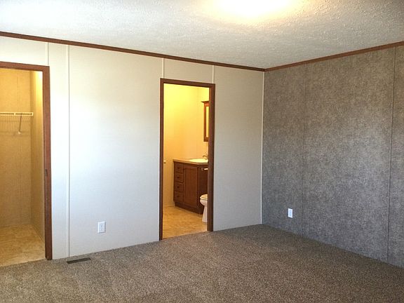 4th image of 3440 Creekside Blvd #104