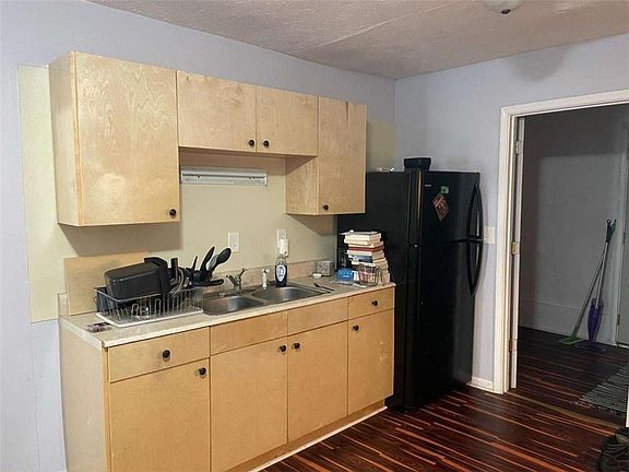 4th image of 58 Ezzard St