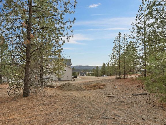 3rd image of 60885 Westview Dr Lot 44