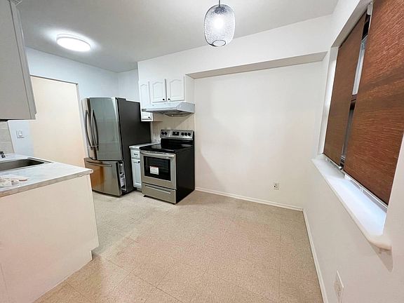 2nd image of 59-24 175th St Floor 1