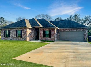 42 George Ford Rd, Carriere, MS 39426