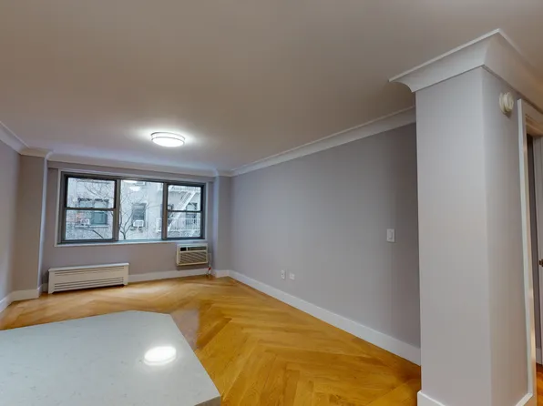 50 West 97th Street image 3 of 8