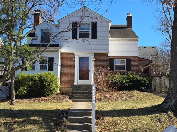 5712 Glengate Ln, Cincinnati, OH 45212