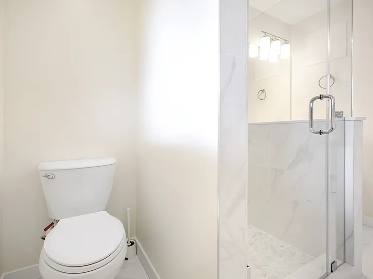 919 Younette Dr — Photo 10