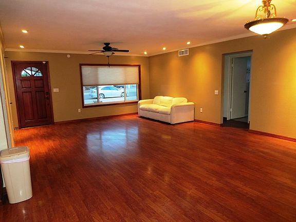 2nd image of 953 W Hermosa Dr