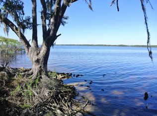 2912 Sandpiper Cv, Navarre, FL 32566