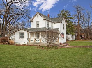 307 N Lafayette St, Florissant, MO 63031
